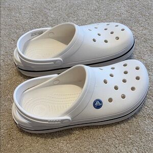 CROCS Women’s Size 6 White Clogs with Blue Accent